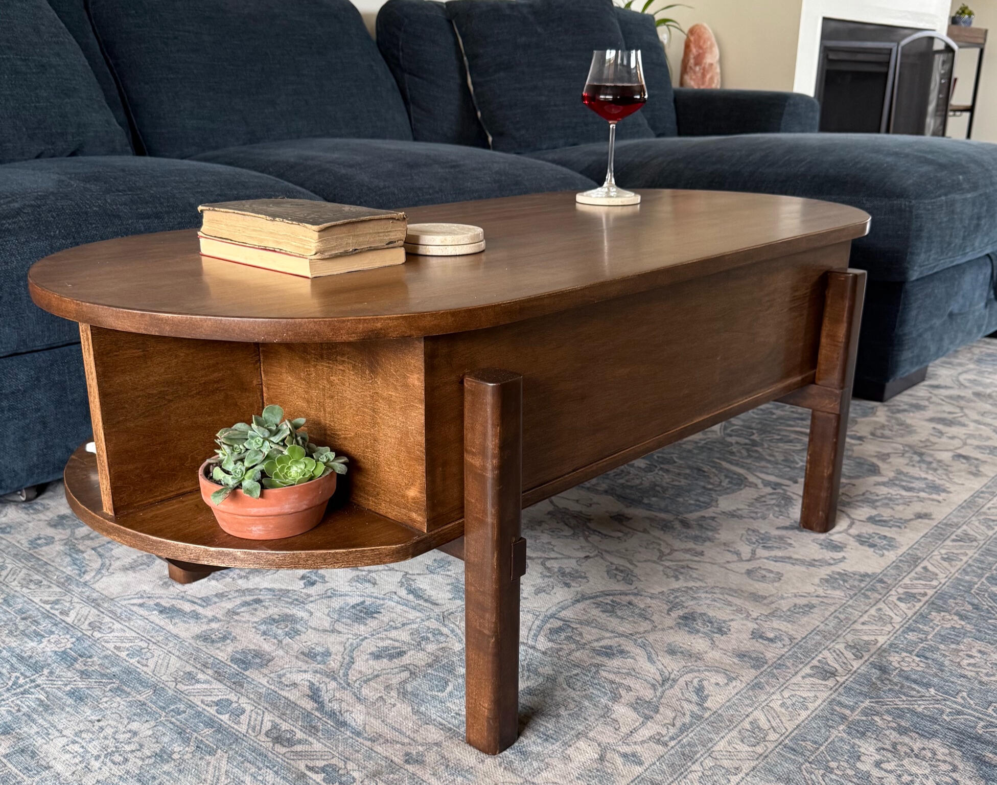 Maple Lift-Top Coffee Table Maple Lift-Top Coffee Table